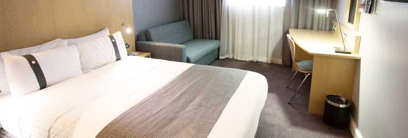 Hotels at Luton Airport - Holiday Inn